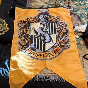 Hufflepuff Crest Wall Banner - Yellow and Black